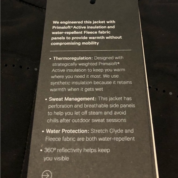 Lululemon Run for Cold Jacket BLACK Sz 4 Primaloft, Reflective, Thumbholes - Picture 14 of 16